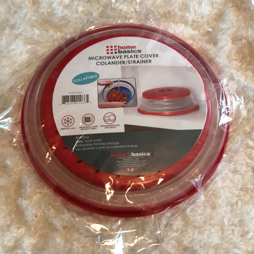 NWT, Microwave Plate Cover Colander/Strainer